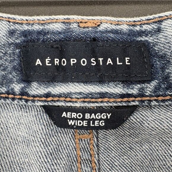 Aeropostale Women's Baggy Wide Leg Jeans Size 6 Light Wash Cotton Casual - Picture 4 of 9